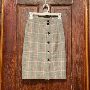 High waisted pencil skirt